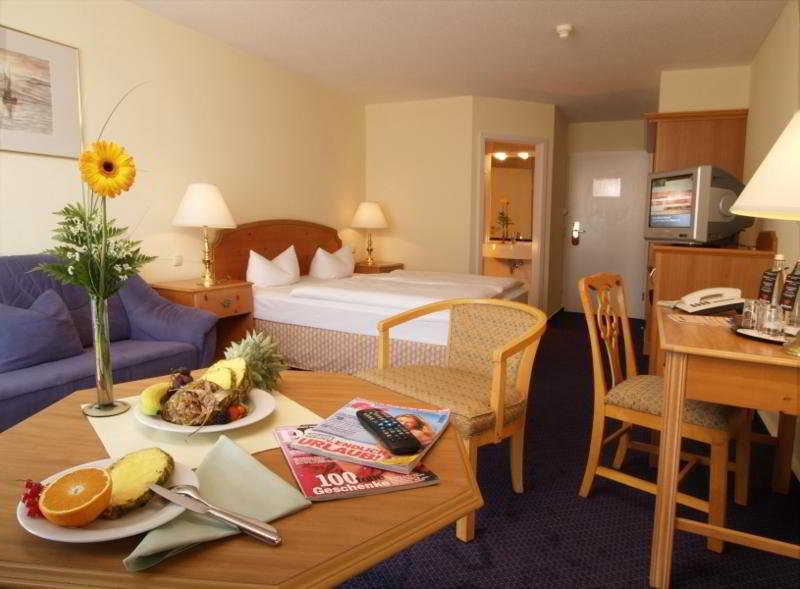 הרינגסדורף Hotel Zur Post - Ein Rovell Hotel מראה חיצוני תמונה