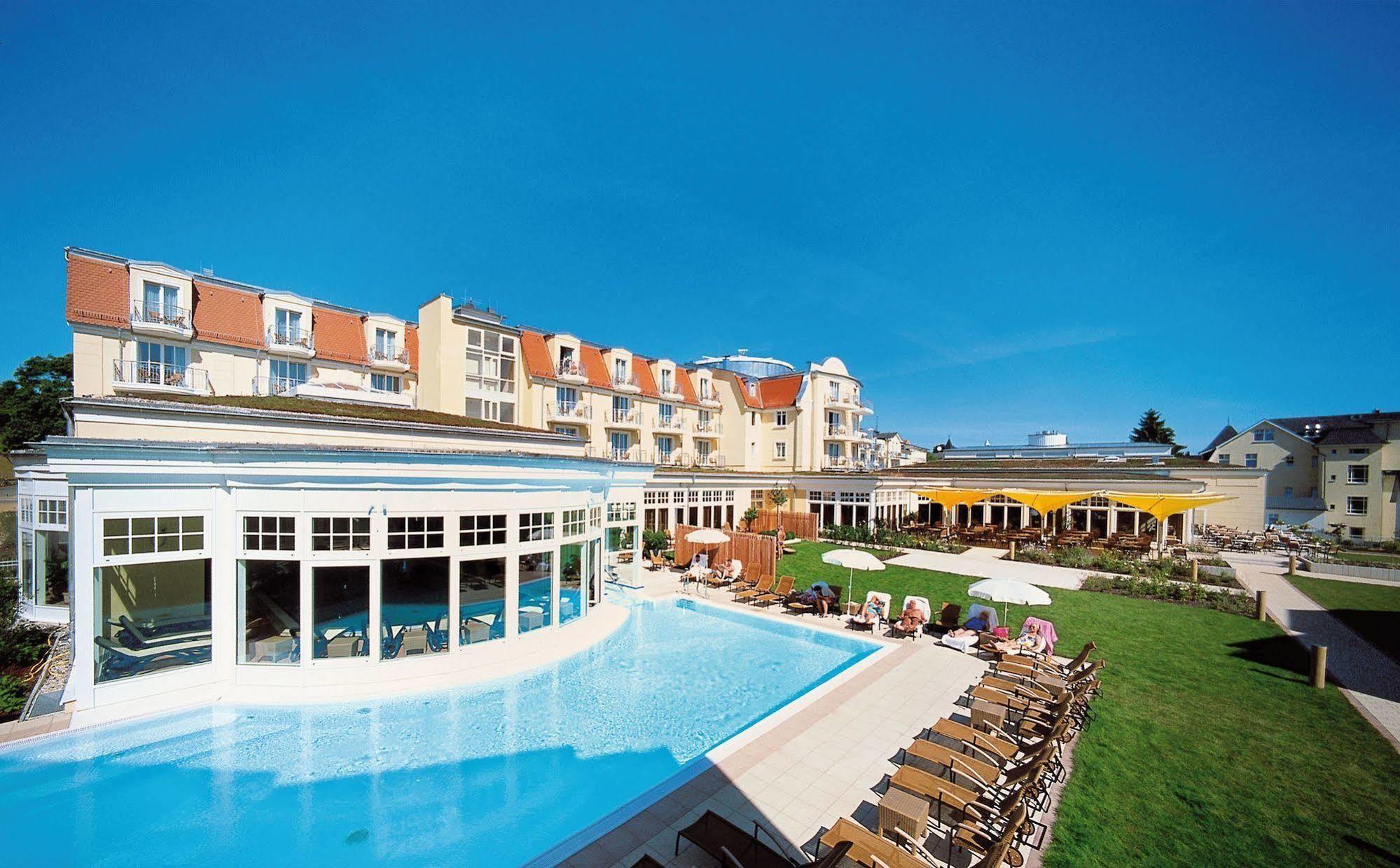 הרינגסדורף Hotel Zur Post - Ein Rovell Hotel מראה חיצוני תמונה